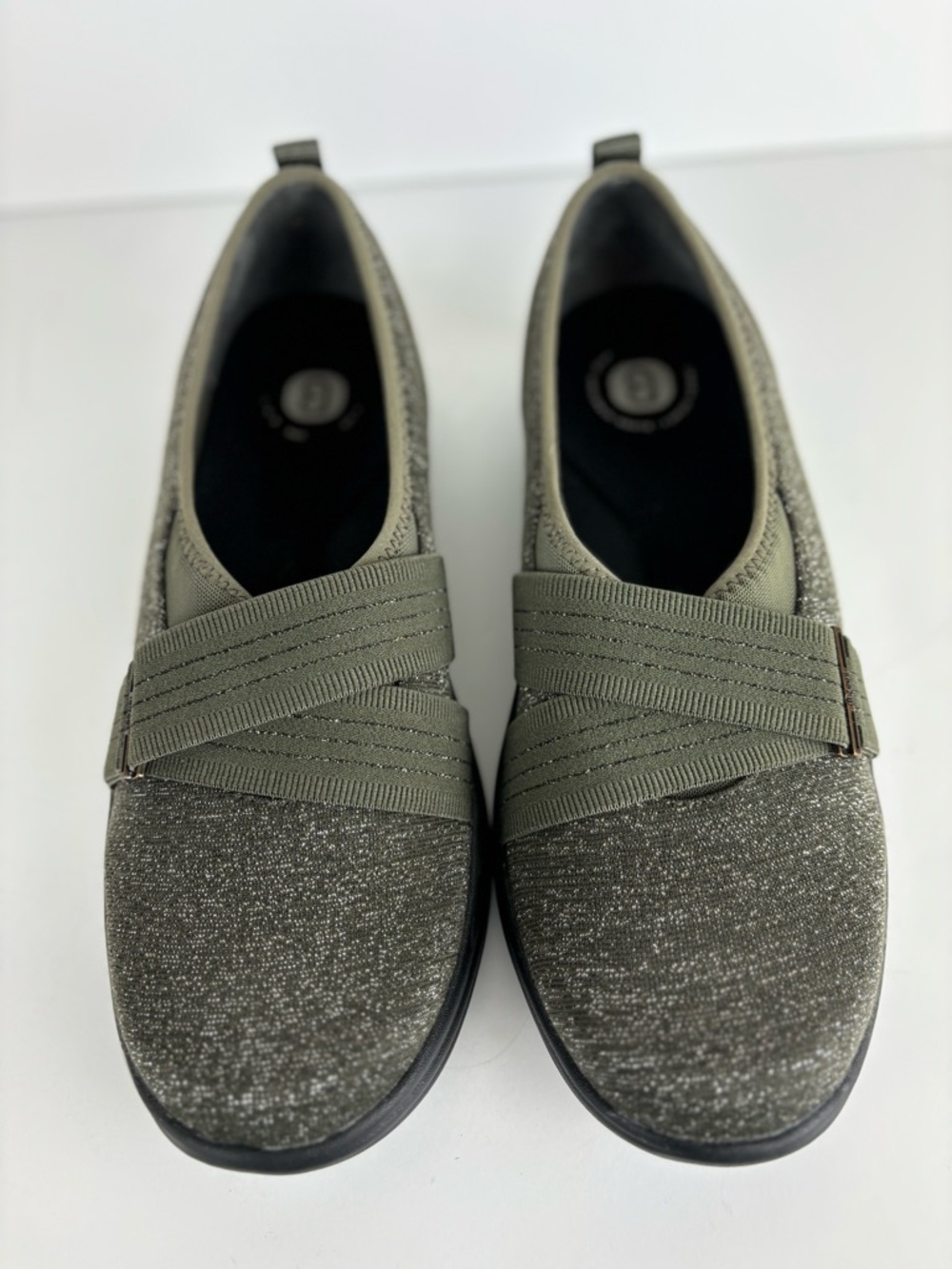 Bzees-Niche III slip-on comfort shoes in olive green Woman’s 9